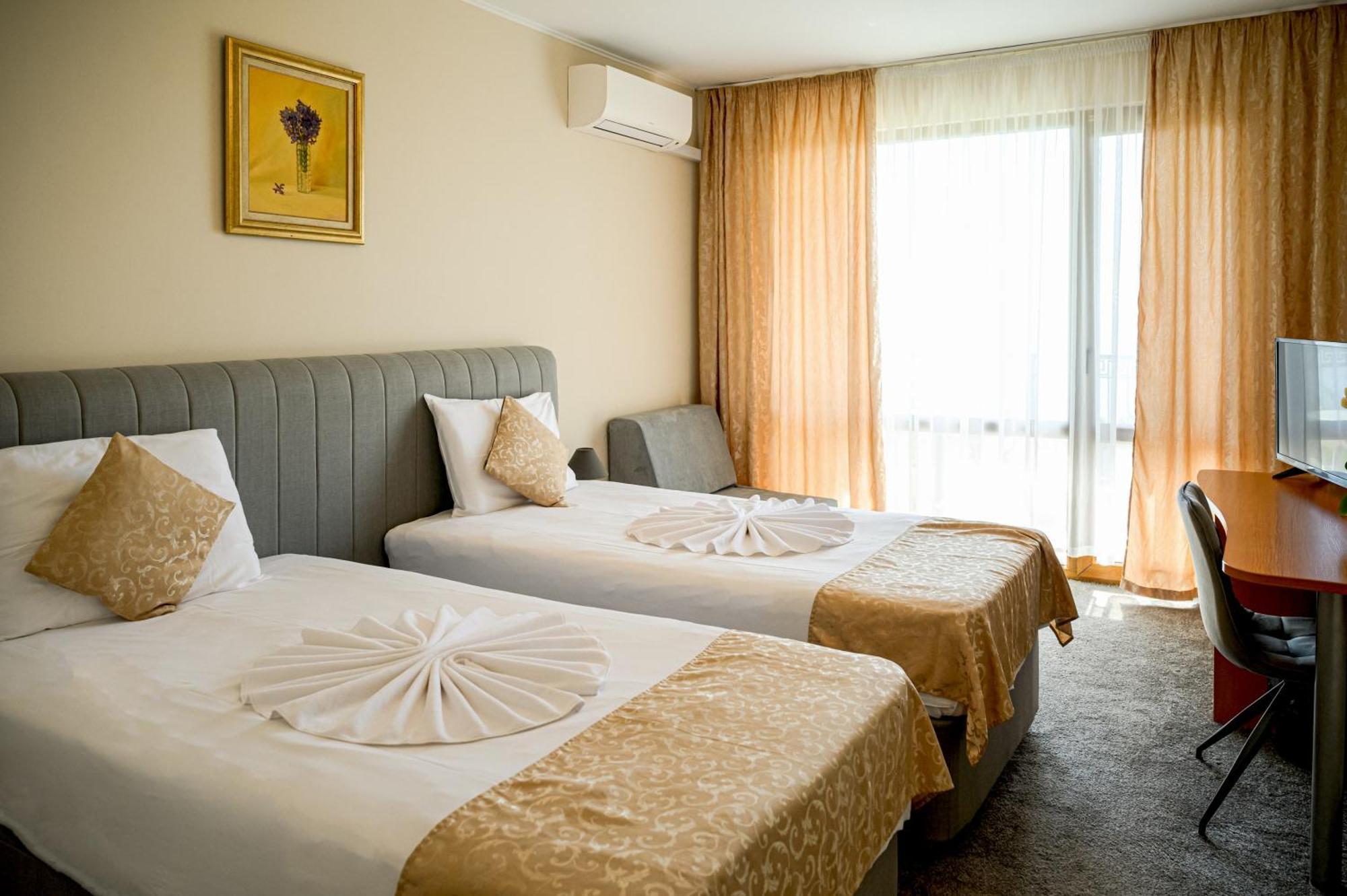 Paradise Hotel & Relax Center Gmina Gmina Pomorie Zewnętrze zdjęcie